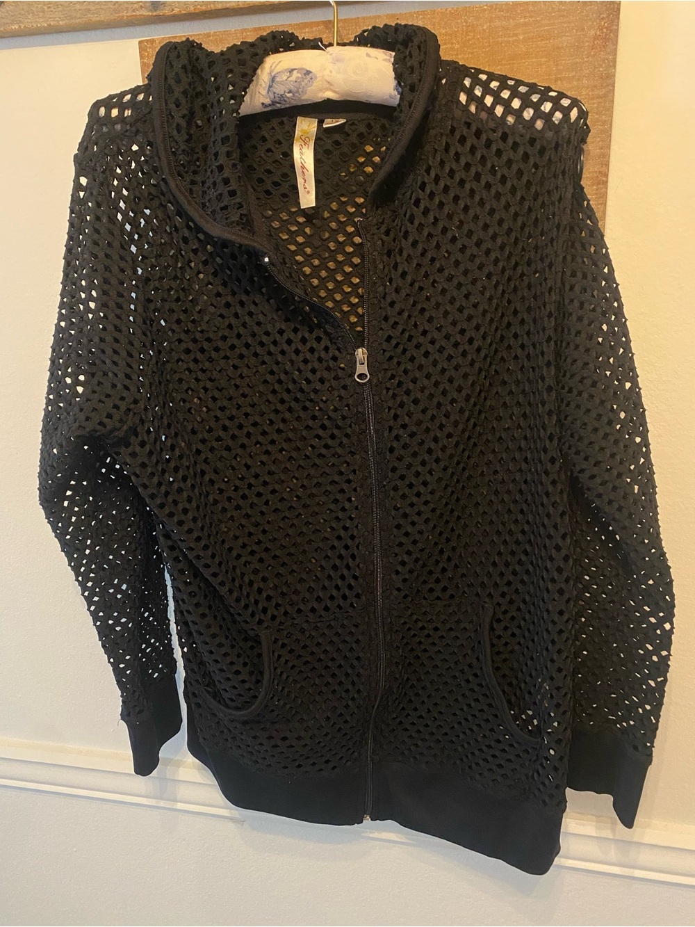 Feathers Black Mesh Full Zipper Hoodie Sz L